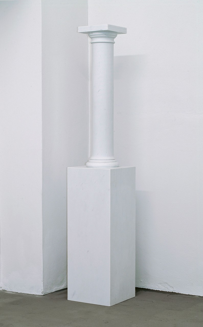 Yuki Kimura, <i>Untitled (column)</i>, 2013, Marble, 164 x 30 x 30 cm. Courtesy of the artist and Gluck50. Ph. Raph Meazza